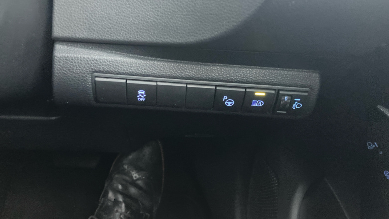 Toyota Corolla 1.8 VVT-i Hybrid Design 5dr CVT Hybrid Hatchback